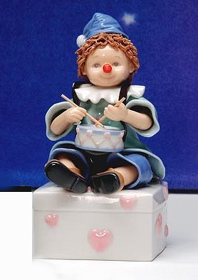 Clown Drummer with Hearts Musical Figurine