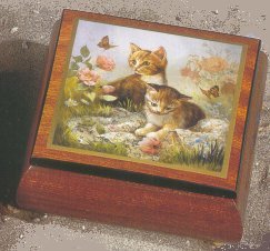 music box featuring kittens