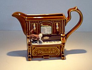 Creamer with Kitten on the Keys