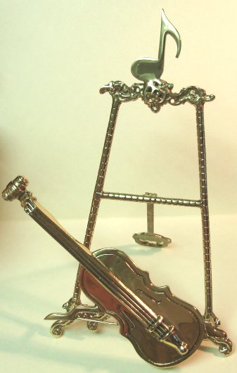 Photo Frame Brass Easel with Violin for Painting or Picture