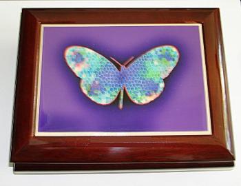 Butterfly Tile on Cherry Milano Musical  Box 