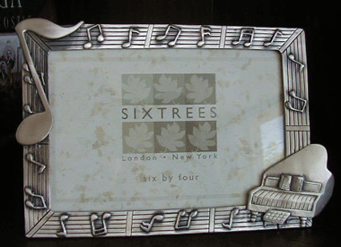 Photo Frame Pewter Frame - Note & Piano