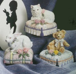 Yamada Porcelain Little Animal on Cushion